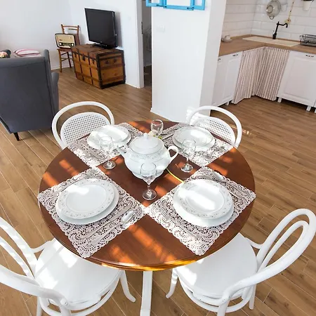 Villa Poduniz *